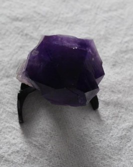 Bico de Ametista (156 gr) - Foto 1