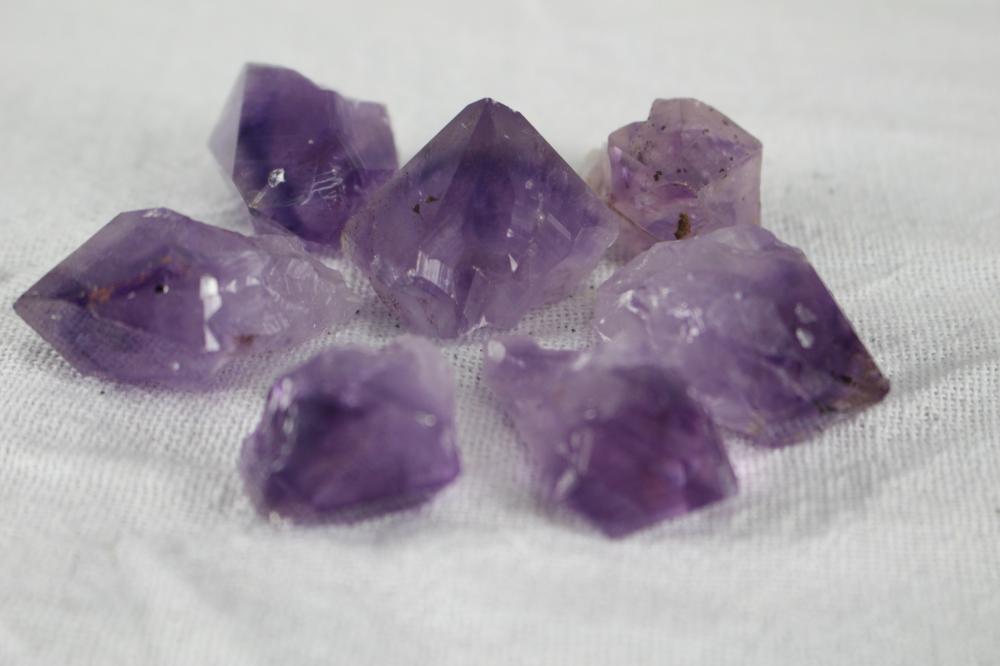 Lote de bico de Ametista  (130 gr)